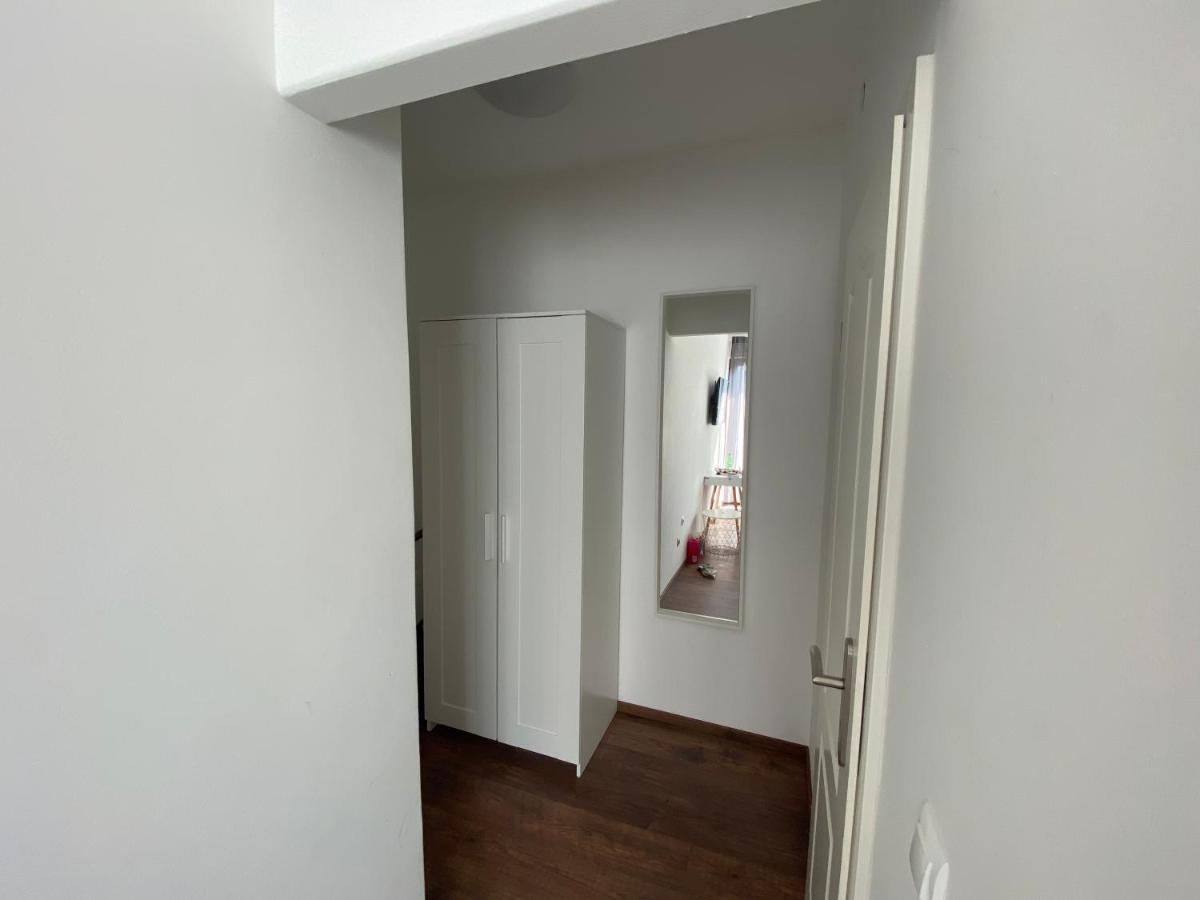 Zentral Gelegene Schoene Wohnung In Bremen Mitte, Direkte Naehe Zum Klinikum, Balkon Bagian luar foto